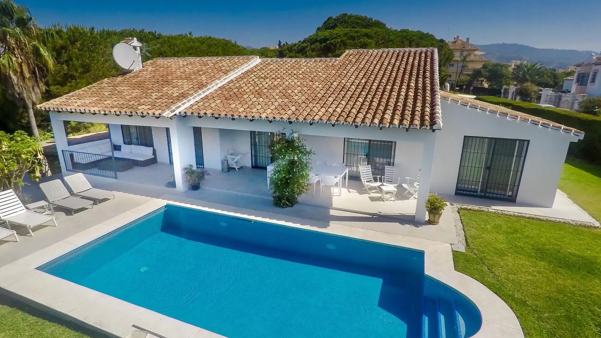 Casa vacanze Great Villa Near Beach And Marbella