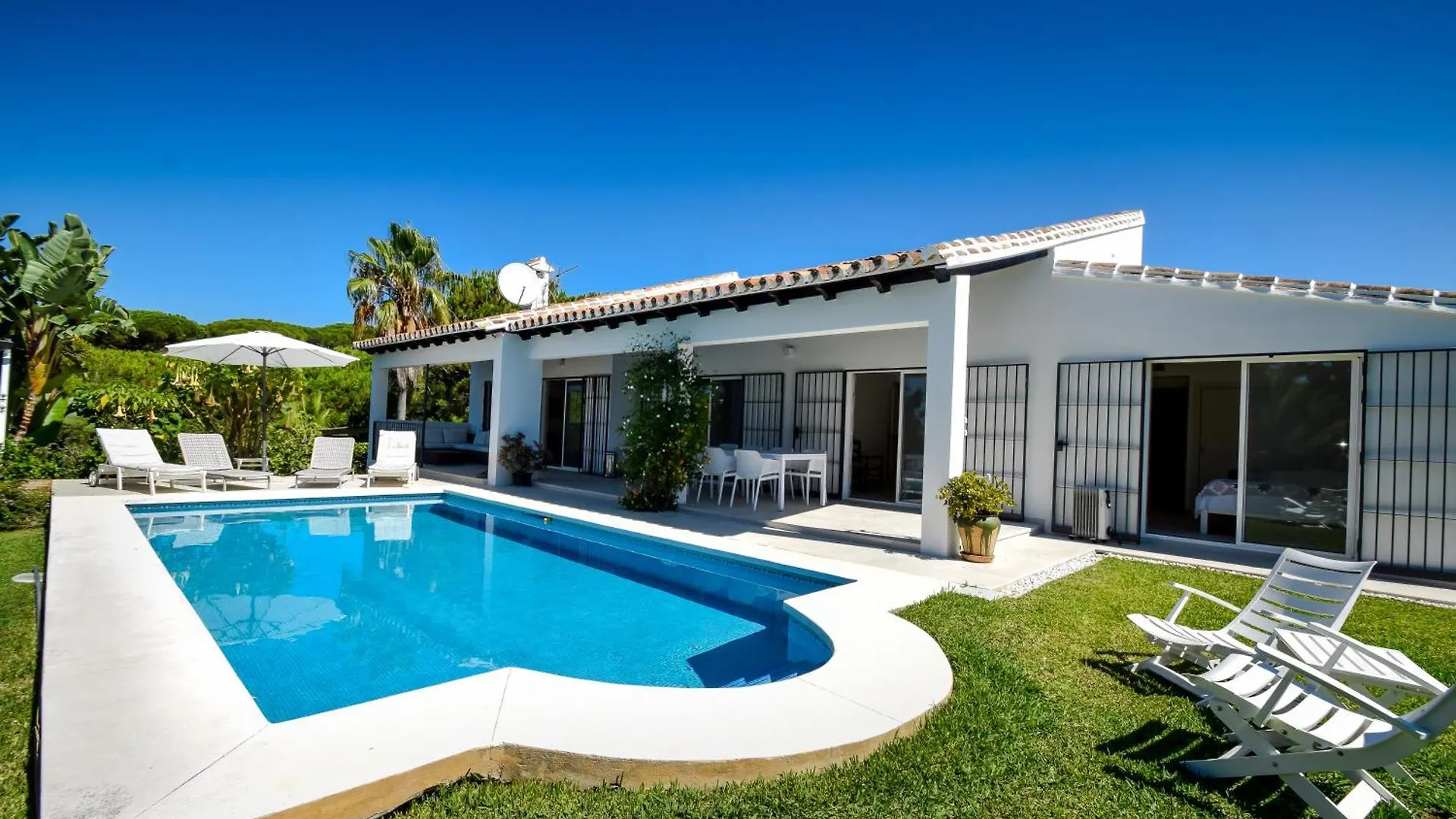 Great Villa Near Beach And Marbella 0*,
