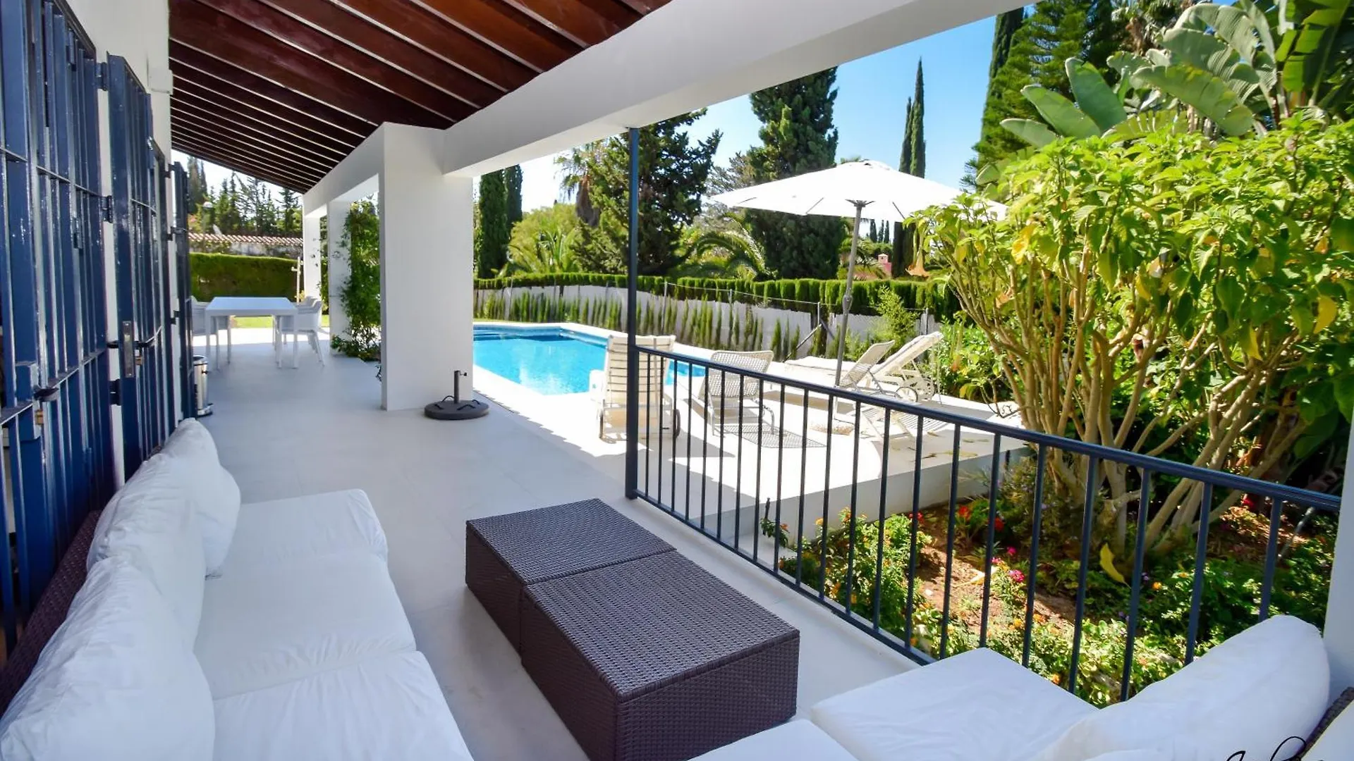 Great Villa Near Beach And Marbella